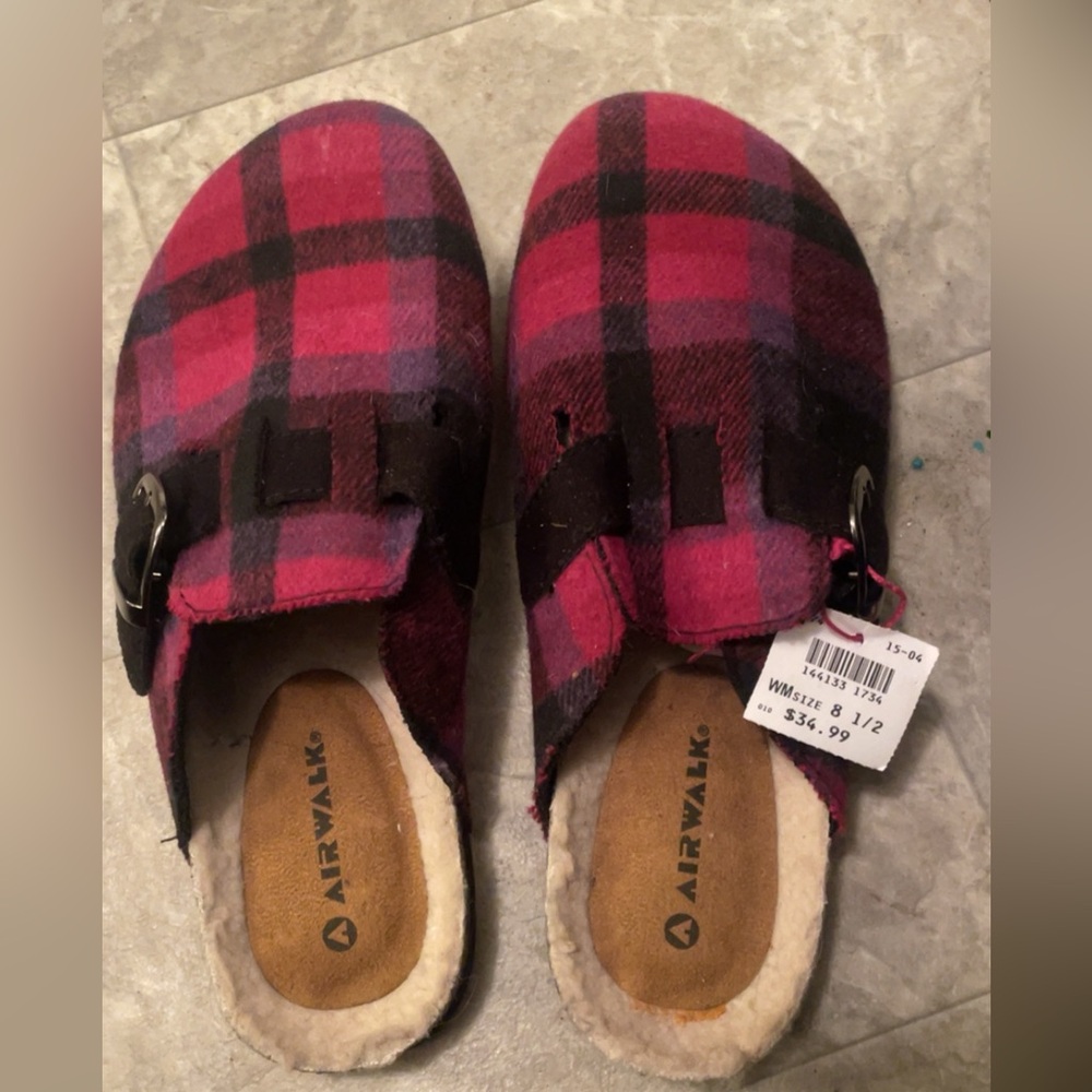 air walk clogs